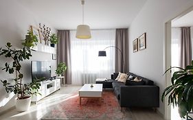 Coburg Palace Apartment
